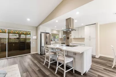 13201 Village 13, Camarillo, CA 93012 - Photo 7