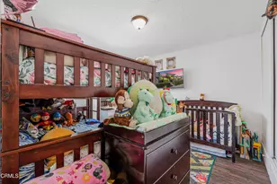1331 Edgewood Way, Oxnard, CA 93030 - Photo 23