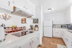 1331 Edgewood Way, Oxnard, CA 93030 - Photo 17