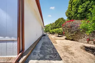 3 Poinsettia Gardens Dr, Ventura, CA 93004 - Photo 39
