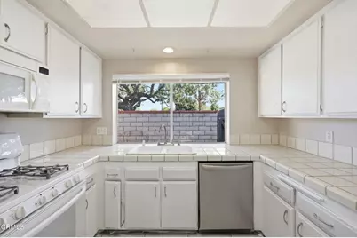 1793 Onda Drive, Camarillo, CA 93010 - Photo 3
