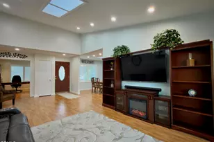 33222 Village 33, Camarillo, CA 93012 - Photo 5