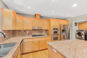 936 El Segundo Dr, Thousand Oaks, CA 91362 - Photo 9