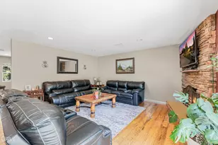 936 El Segundo Dr, Thousand Oaks, CA 91362 - Photo 5