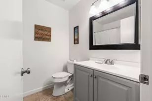 136 Tree Fern Ct, Camarillo, CA 93010 - Photo 19
