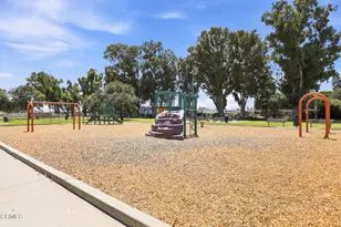 610 Fernwood Dr, Oxnard, CA 93030 - Photo 41