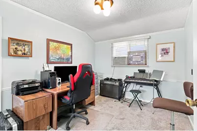 610 Fernwood Drive, Oxnard, CA 93030 - Photo 25