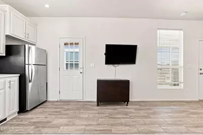 3975 Telegraph Road #26, Ventura, CA 93003 - Photo 13