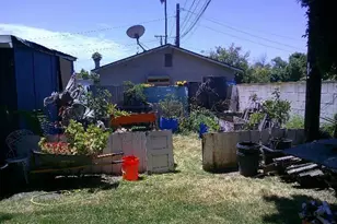 826 S Orange Ave, Santa Ana, CA 92701 - Photo 15