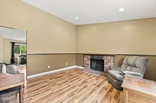 2431 Taffrail Ln, Oxnard, CA 93035 - Photo 15