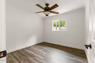 10674 Creek Rd, Ojai, CA 93023 - Photo 21