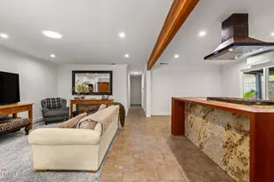 10674 Creek Rd, Ojai, CA 93023 - Photo 5