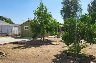 6931 Longridge Ave, Los Angeles, CA 91605 - Photo 11