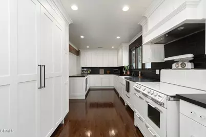124 S Dunning Street, Ventura, CA 93003 - Photo 19