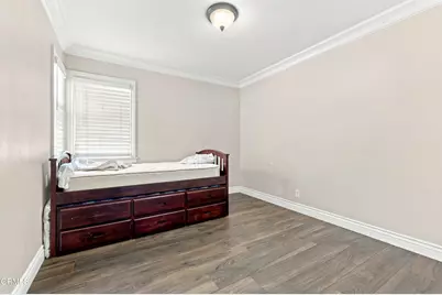 565 E Olive Street, Oxnard, CA 93033 - Photo 13