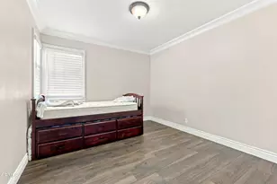 565 E Olive St, Oxnard, CA 93033 - Photo 13