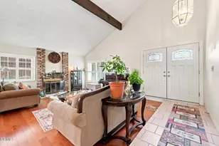 1935 El Rancho Dr, Camarillo, CA 93010 - Photo 5