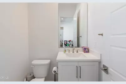 28608 Windbreak Terrace, Santa Clarita, CA 91350 - Photo 15