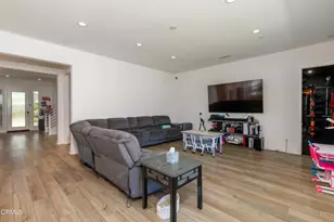 28608 Windbreak Terrace, Santa Clarita, CA 91350 - Photo 17