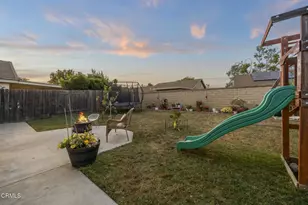 5681 Calle Sencillo, Camarillo, CA 93012 - Photo 7
