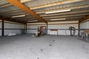 13111 Eberle, Bakersfield, CA 93313 - Photo 35