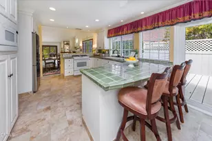 5651 E Mulberry Ridge Dr, Camarillo, CA 93012 - Photo 11