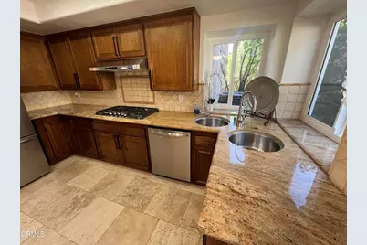 66 Paseo Esplendido, Camarillo, CA 93010 - Photo 17