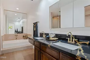 66 Paseo Esplendido, Camarillo, CA 93010 - Photo 23