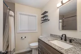 1109 Douglas Ave, Oxnard, CA 93030 - Photo 15