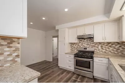 1109 Douglas Avenue, Oxnard, CA 93030 - Photo 9