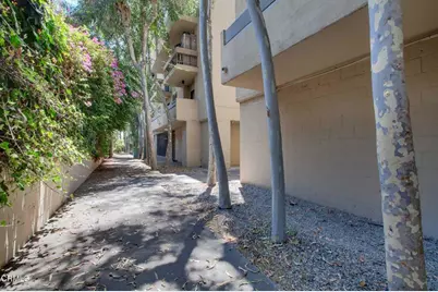 750 N Kings Road #117, West Hollywood, CA 90069 - Photo 17