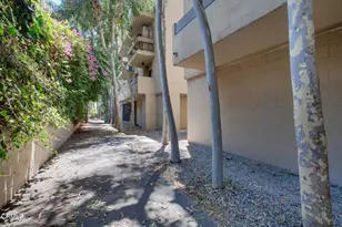 750 N Kings Road, West Hollywood, CA 90069 - Photo 17