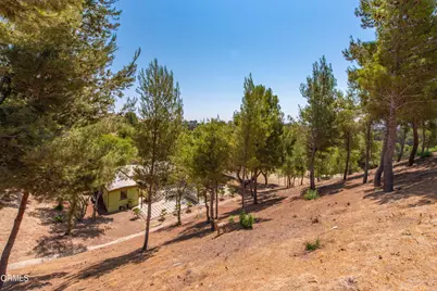 8450 Waters Road, Moorpark, CA 93021 - Photo 17