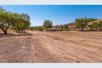 8450 Waters Road, Moorpark, CA 93021 - Photo 29