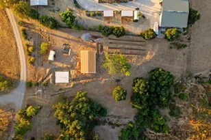 11700 Topa Vista Rd, Santa Paula, CA 93060 - Photo 19