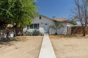 818 Decatur St, Bakersfield, CA 93308 - Photo 1