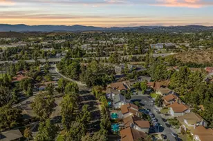 263 Fox Hills Dr, Thousand Oaks, CA 91361 - Photo 29