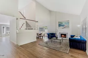263 Fox Hills Dr, Thousand Oaks, CA 91361 - Photo 3