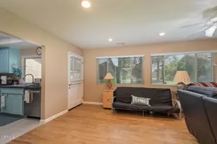 32130 Village 32, Camarillo, CA 93012 - Photo 11