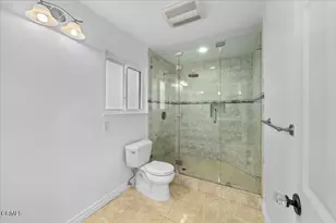 2222 Pier Ave, Santa Monica, CA 90405 - Photo 25