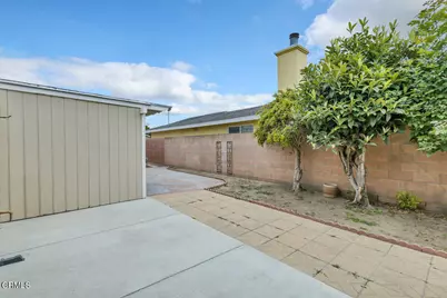 1410 Huntswood Way, Oxnard, CA 93030 - Photo 21