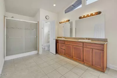 1410 Huntswood Way, Oxnard, CA 93030 - Photo 17