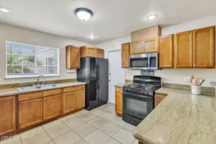 1410 Huntswood Way, Oxnard, CA 93030 - Photo 3