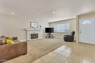 1410 Huntswood Way, Oxnard, CA 93030 - Photo 11