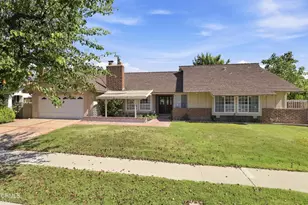 195 W Avenida De Las Flores, Thousand Oaks, CA 91360 - Photo 1
