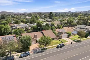 195 W Avenida De Las Flores, Thousand Oaks, CA 91360 - Photo 27