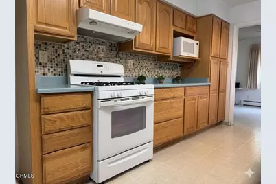 1115 S Saticoy Avenue, Ventura, CA 93004 - Photo 3