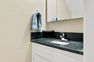 138 S Bryn Mawr Street, Ventura, CA 93003 - Photo 17