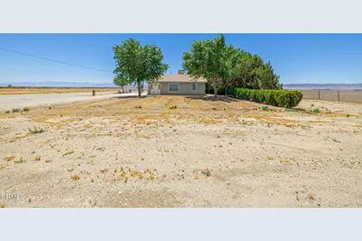 2866 W Avenue F, Lancaster, CA 93536 - Photo 7