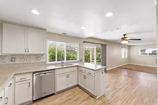 310 Foxglove Pl, Oxnard, CA 93036 - Photo 5